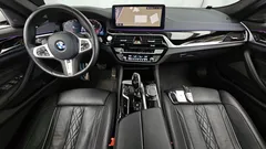 2022 BMW 5-Series 530i M Sport Package — фото 14