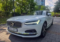 2023 Volvo S90 B5 Ultimate Bright — фото 2