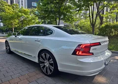 2023 Volvo S90 B5 Ultimate Bright — фото 4
