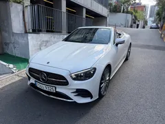 2022 Mercedes-Benz E-Class E450 4MATIC Cabriolet — фото 17
