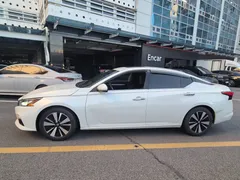 2019 Nissan Altima 2.5 Special Edition — фото 4