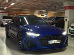 2023 Audi RS7 4.0 TFSI Quattro, синий — фото 2