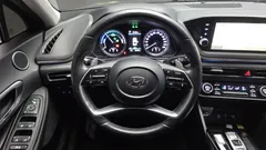 2023 Hyundai Sonata Premium Plus — фото 13