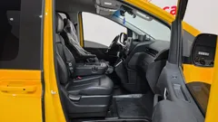 2022 Hyundai Staria Tourer 11-Seater — фото 11