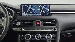 2022 Genesis G70 Gasoline 2.0T 4WD — фото 14