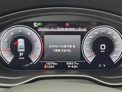 2023 Audi A4 40 TFSI Premium — фото 6