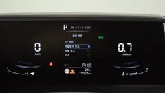 2024 Hyundai Staria Cargo 5-Seater — фото 17