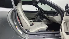 2022 Porsche 911 Carrera 4 GTS — фото 11