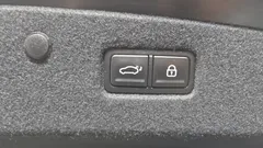 2023 Kia K8 Signature — фото 20