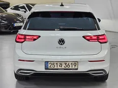 2022 Volkswagen Golf 2.0 TDI Prestige, белый — фото 3