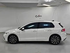 2022 Volkswagen Golf 2.0 TDI Prestige, белый — фото 4