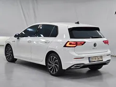 2022 Volkswagen Golf 2.0 TDI Prestige, белый — фото 6
