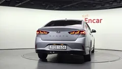 2023 Hyundai Sonata LPI Taxi, серебристый — фото 4
