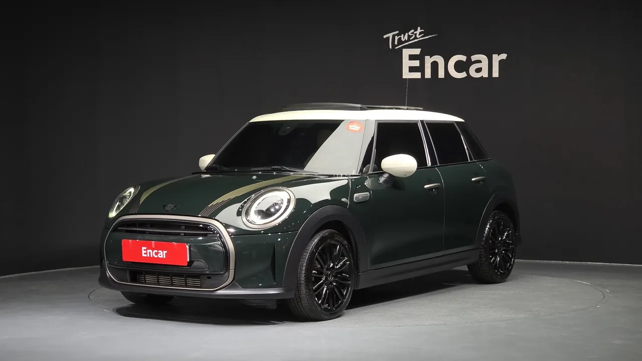 2023 Mini Cooper 5Door Resolute Edition