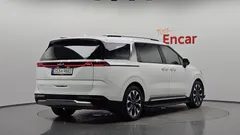2023 Kia Carnival Gasoline 9-Seater Signature — фото 2