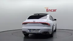 2023 Hyundai Grandeur 3.0 LPi Rent Car — фото 4