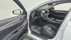 2023 Hyundai Grandeur 3.0 LPi Rent Car — фото 10
