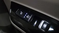 2023 Kia Carnival Gasoline 9-Seater Hi-Limousine — фото 18