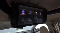2023 Kia Carnival Gasoline 9-Seater Hi-Limousine — фото 19