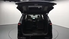 2023 Kia Carnival Gasoline 9-Seater Hi-Limousine — фото 20
