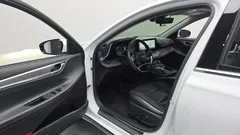 2023 Hyundai Grandeur 3.0 LPi Rent Car — фото 10