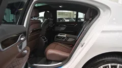 2022 BMW 7-Series 740i Design Pure Excellence — фото 10