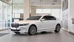 2022 BMW 7-Series 740i Design Pure Excellence — фото 13