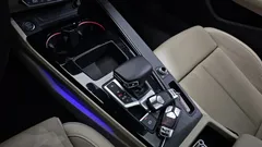2023 Audi A4 40 TFSI Premium, белый — фото 9