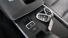 2023 Hyundai Grandeur 3.0 LPi Rent Car — фото 16