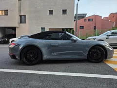 2023 Porsche 911 Carrera 4 GTS Cabriolet — фото 7