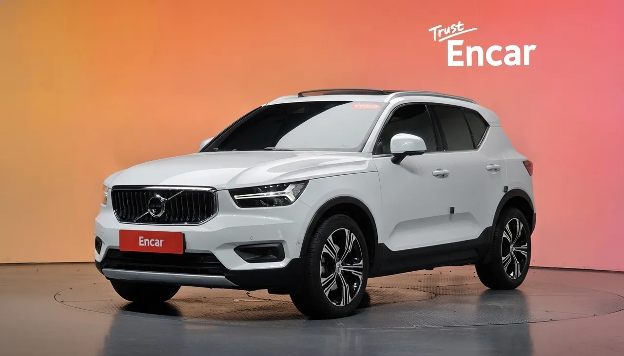 2022 Volvo XC40 B4 Inscription