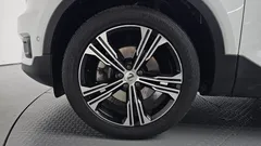 2022 Volvo XC40 B4 Inscription — фото 5