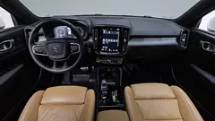 2022 Volvo XC40 B4 Inscription — фото 14