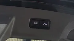 2022 Kia Carnival Gasoline 7-Seater Hi-Limousine — фото 19