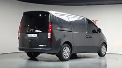 2023 Hyundai Staria Cargo 3-Seater — фото 2