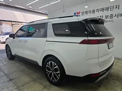 2023 Kia Carnival Gasoline 9-Seater Prestige — фото 6