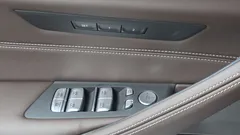 2023 BMW 5-Series 530i xDrive Luxury — фото 13