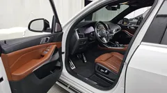 2021 BMW X7 xDrive 40i M Sport 6STR, белый — фото 10