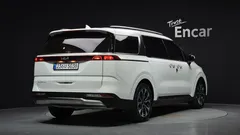 2023 Kia Carnival Diesel 7-Seater Noblesse — фото 2