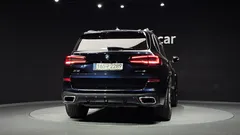 2022 BMW X5 xDrive 40i M Sport — фото 4