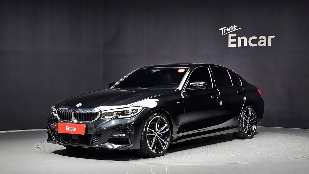 2022 BMW 3-Series 320d M Sport
