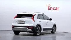 2022 Kia Niro Prestige — фото 2