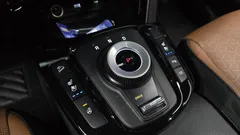 2023 Kia Seltos Gasoline 1.6 Turbo 2WD, белый — фото 9