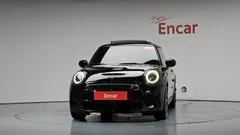 2022 Mini Cooper Classic Launch Pack — фото 3