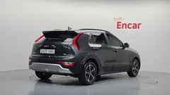 2022 Kia Niro Trendy, серый — фото 2
