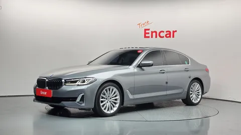 2023 BMW 5-Series 530i Luxury