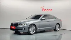 2023 BMW 5-Series 530i Luxury — фото 1