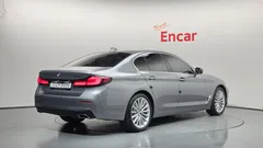 2023 BMW 5-Series 530i Luxury — фото 2