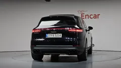 2022 Porsche Cayenne 3.0 E-Hybrid — фото 4