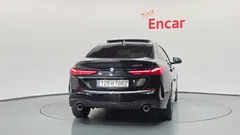 2024 BMW 2-Series 220i M Sports — фото 4